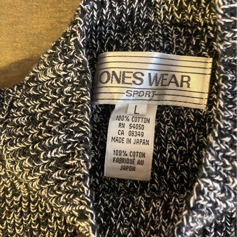 Jones Wear Black and White Knit Tank Top - Picture 3 of 4